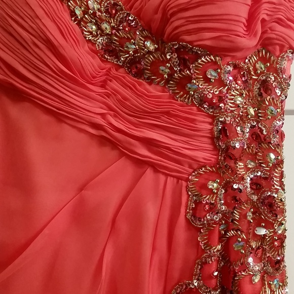 Prom Dress - Picture 3 of 6